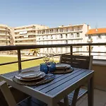 Le Palais - studio avec balcon dans le Carré d\'Or
